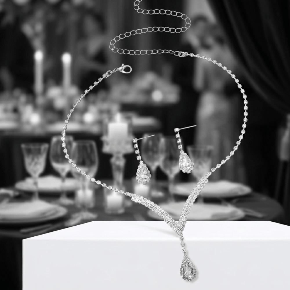 Rhinestone Claw Chain Jewelry Set – Elegant Crystal Necklace & Earrings for Women